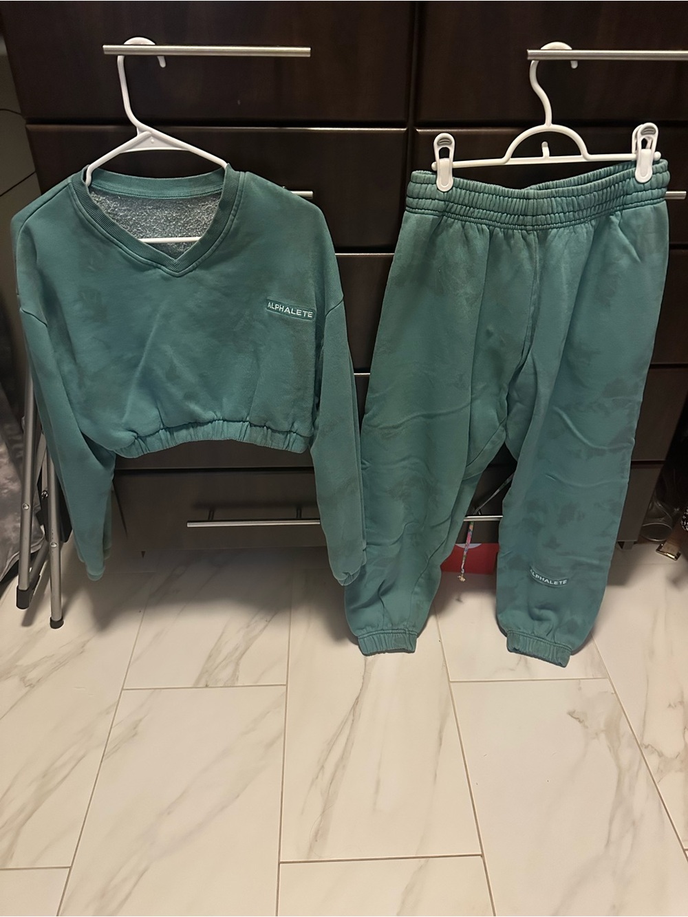 Alphalete Teal Sweatshirt & Jogger Set